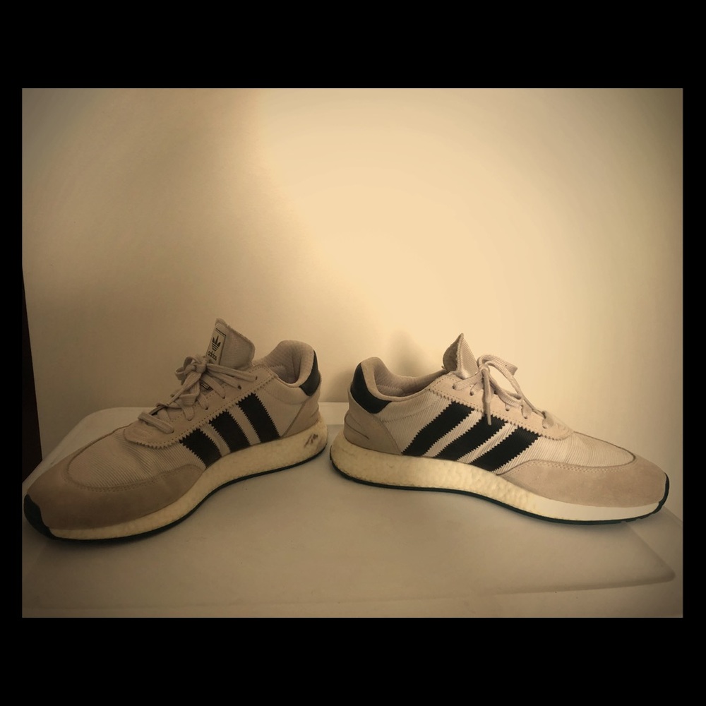 Men’s Adidas iniki runner